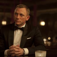 Daniel Craig tekent voor nog twee James Bond films na SPECTRE