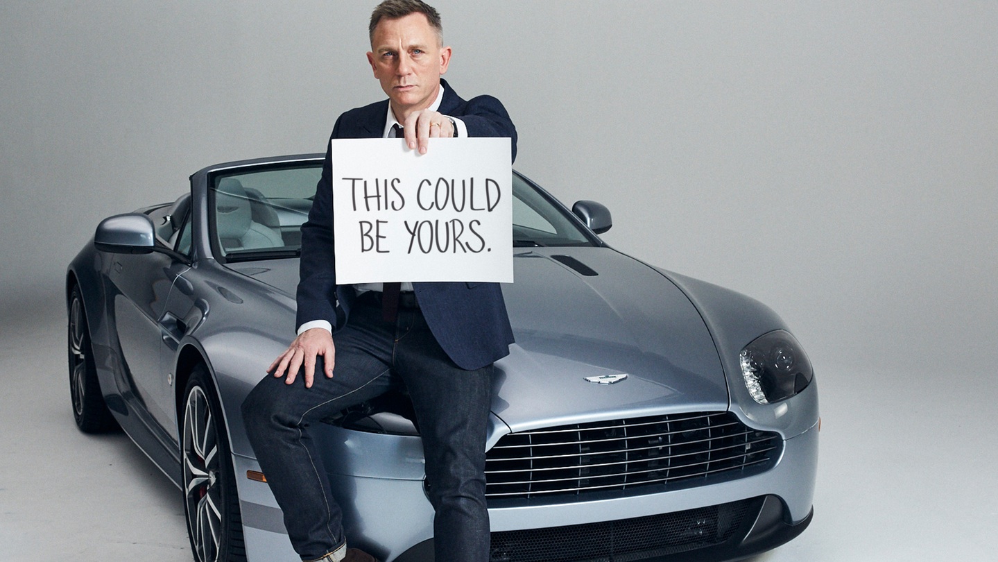 Win een Aston Martin met Daniel Craig en Omaze