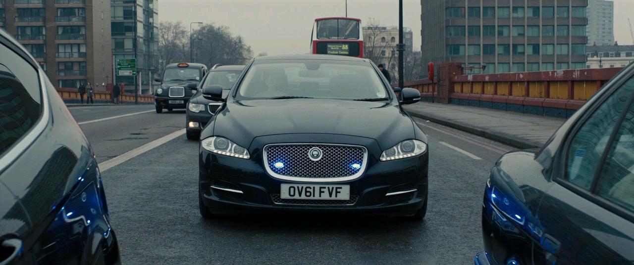 Dienstauto van M in Skyfall te koop