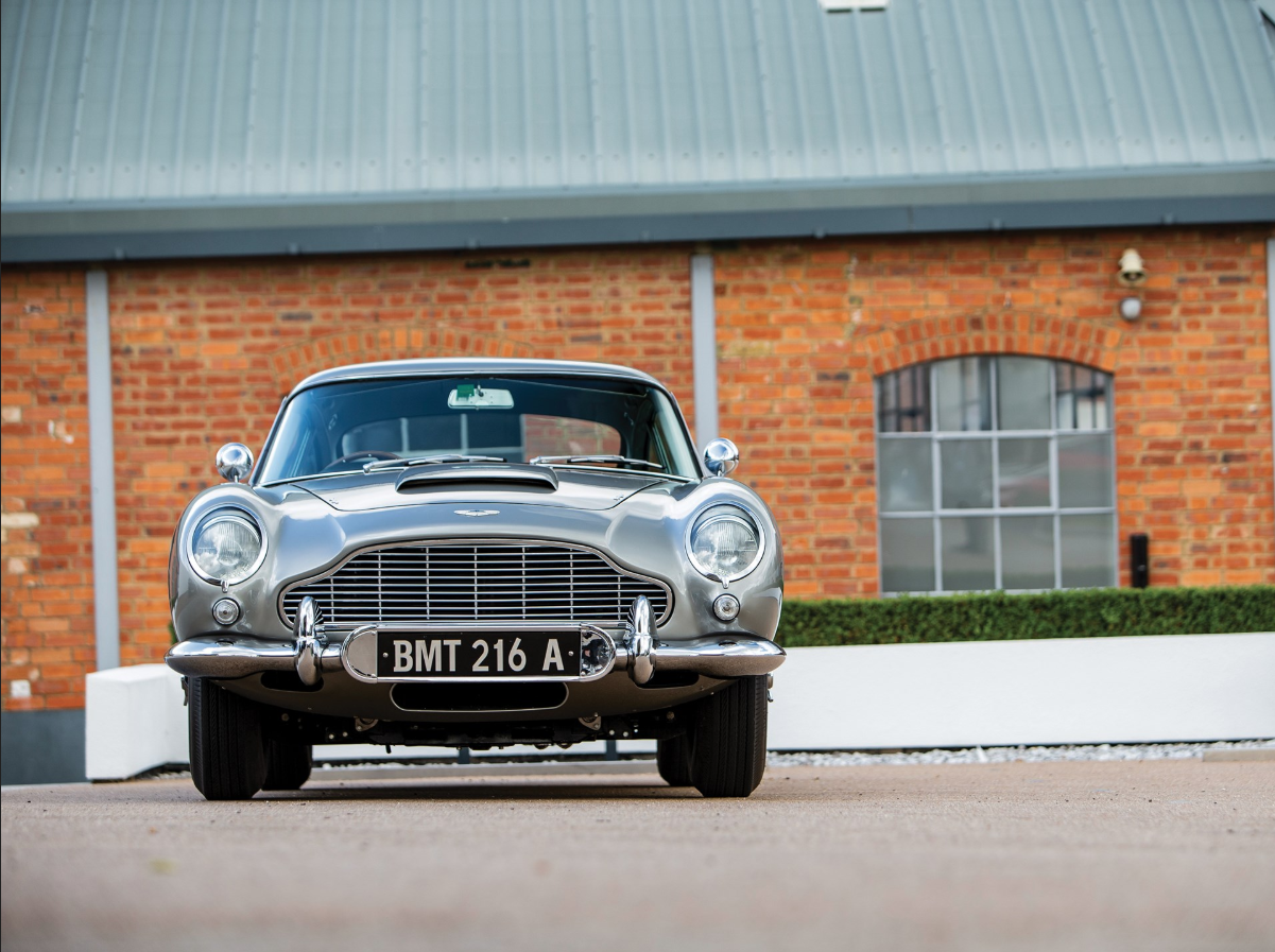 Originele Aston Martin DB5 promotie auto te koop!