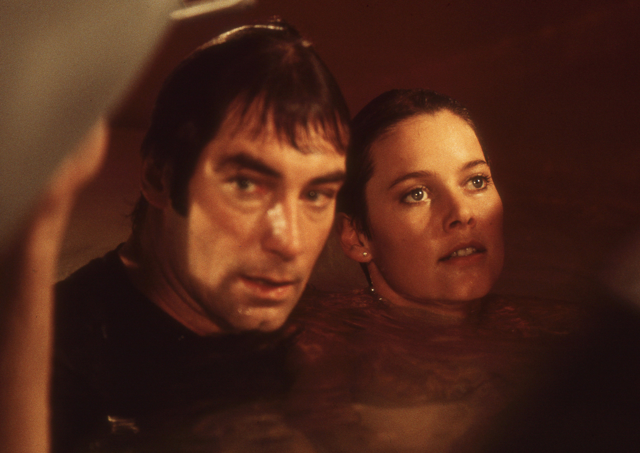 De Top 5 Timothy Dalton Bond Momenten