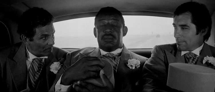 Frank “Sharkey” McRae (1944–2021) overleden